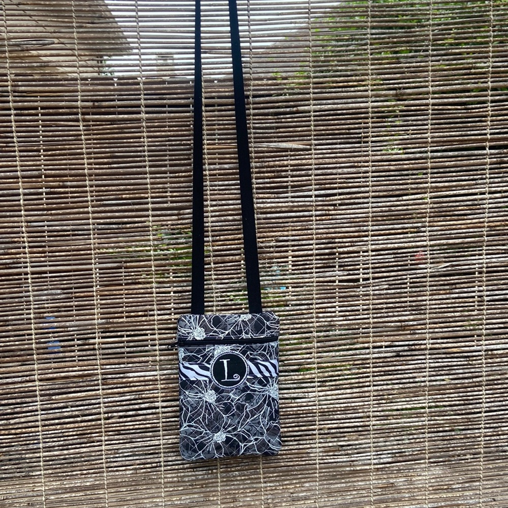 Cotton phone purse!  Like new!